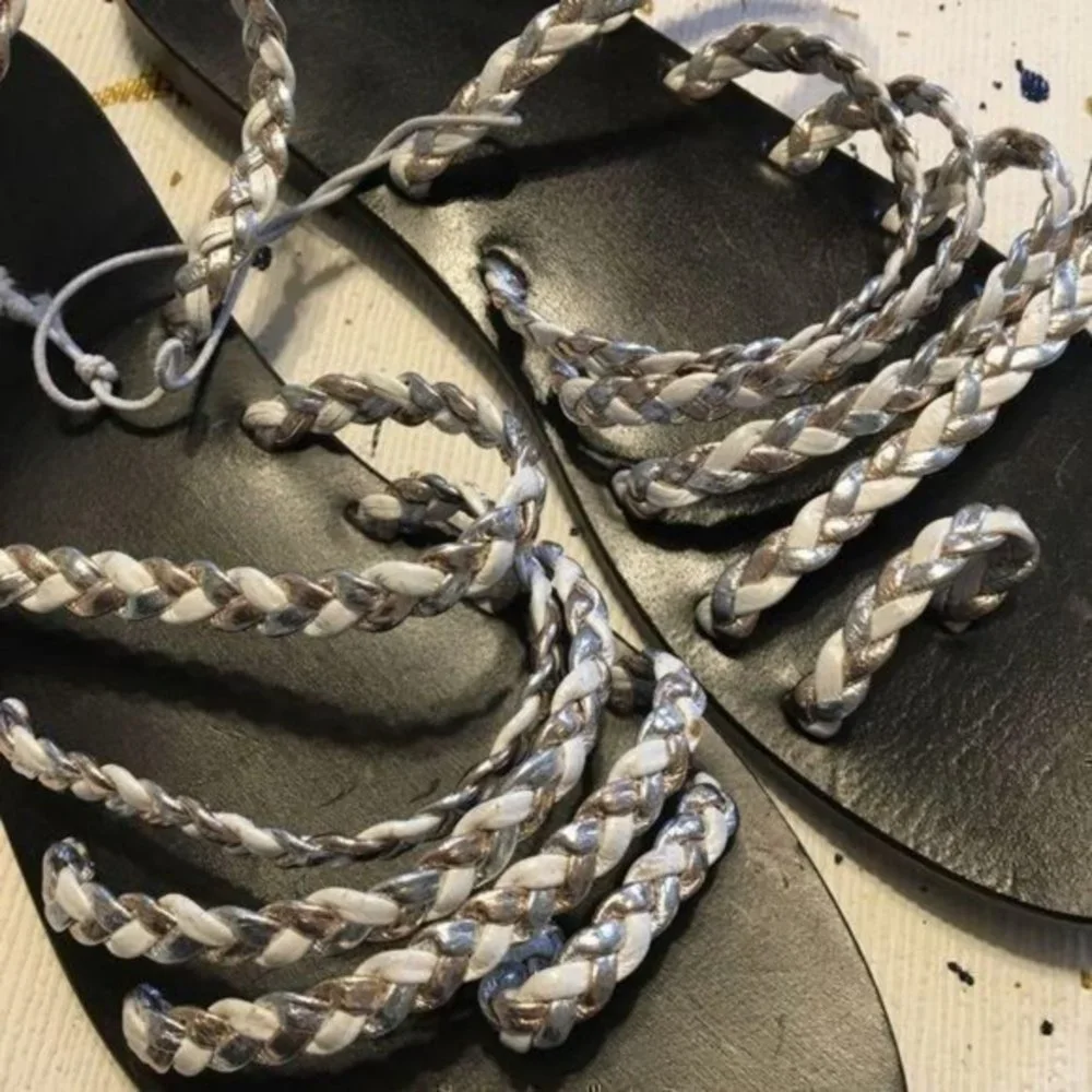 Urban Outfitters Val Braided Slide - Picture 5 of 6